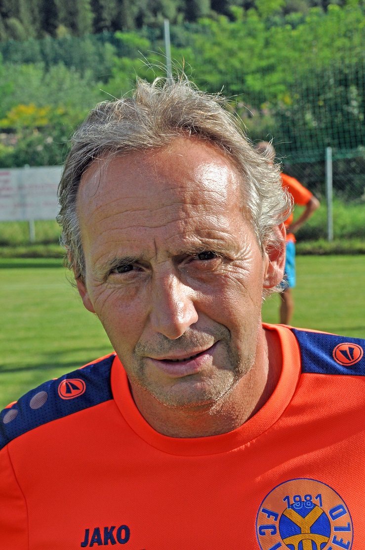 brenter mario Sobe A108527