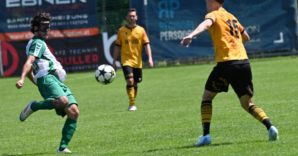 klaus.sv.moosburg.9.10.kronawetter.ul.mitte