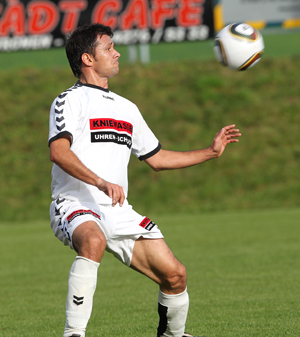 miloti_ball.jpg miloti_ball.jpg